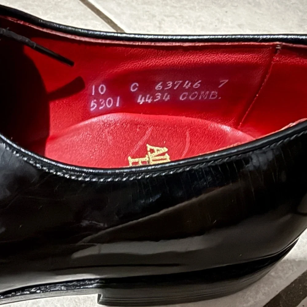 Allen Edmonds Black Oxford Shoes Sleek Formal Design